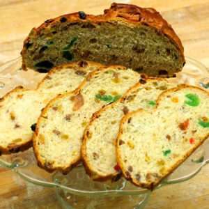 bennisons-bakery-christmas-Scandinavian-Julekake Picture of Scandinavian Julekake