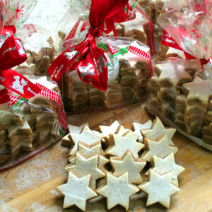 bennisons-bakery-christmas-cinnamon-stars Picture of star cookies on the table and inside small bags
