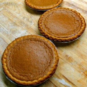 bennisons-bakery-thanksgiving-sweet-potato-pie Picture of sweet potato pie